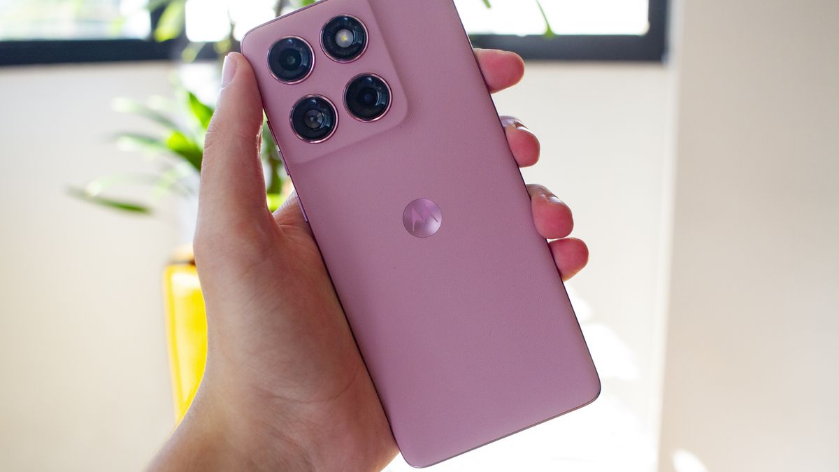 Imagem ilustrativa de Motorola Edge 60 Fusion em promoção: agora por apenas R$ 1.939 no Magalu!