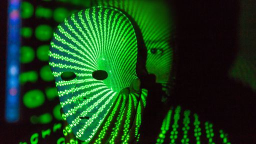 Cibercriminosos usam FGTS como isca para golpe que se espalha via WhatsApp