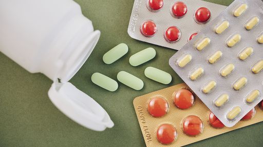 Não há medicamentos para tratamento precoce da COVID-19, segundo estudos