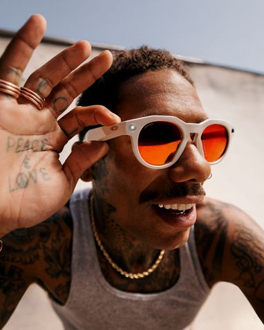 Meta Oakley HSTN