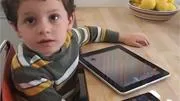 Menino de quatro anos faz sucesso com tutorial sobre funções do sistema iOS