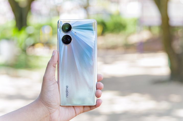 Realme 10 Pro+ traseira