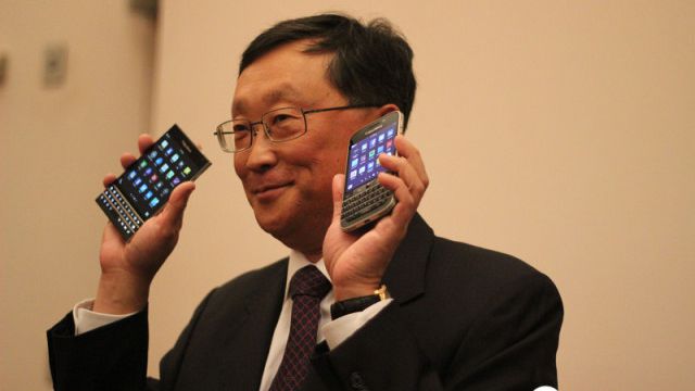 BlackBerry anuncia novos smartphones que trazem de volta o teclado físico