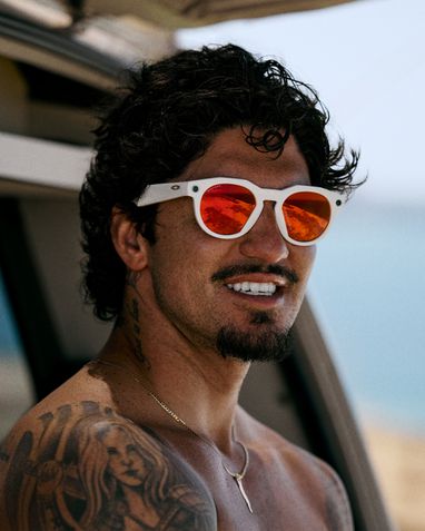 Meta Oakley HSTN