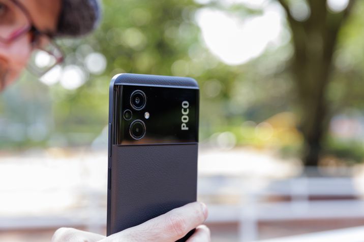 Poco M5