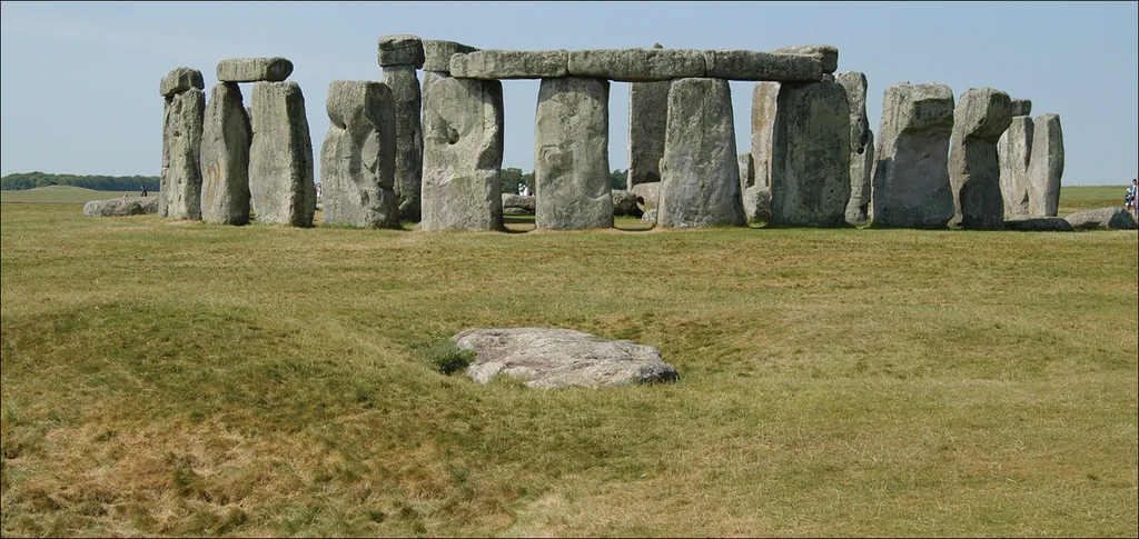 Stonehenge observado do nordeste (Imagem: Reprodução/Timothy Darvill et al.)