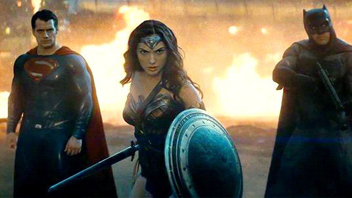 Batman, Superman e Mulher-Maravilha juntos em filme deixam fãs