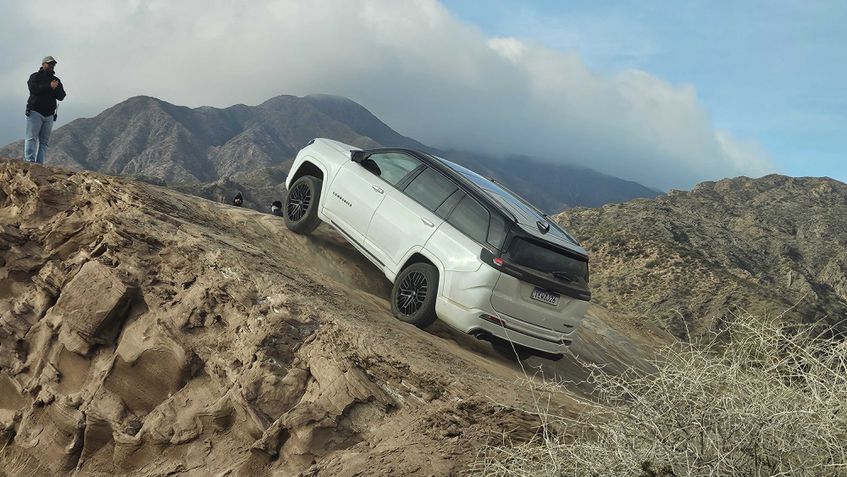 Jeep Commander 2026 (Lançamento e Preview)