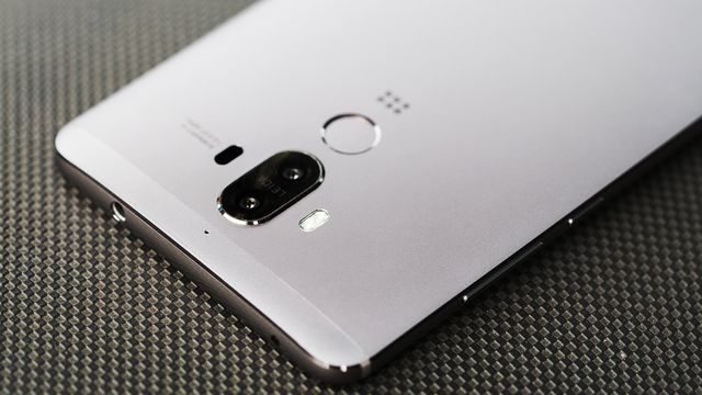 Huawei Mate 20 aparece em primeiras imagens reais vazadas