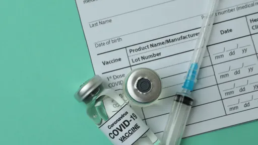 Nova York exigirá vacina da COVID para entrada em restaurantes e academias