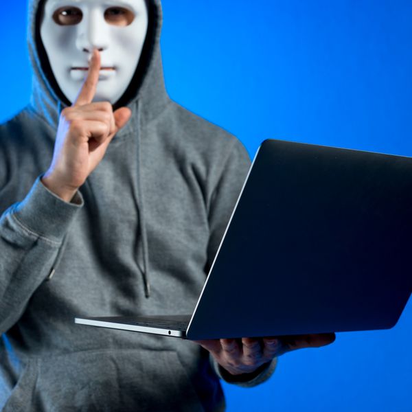 Spoofing: O Golpe Digital que Você Precisa Conhecer para Não Cair!