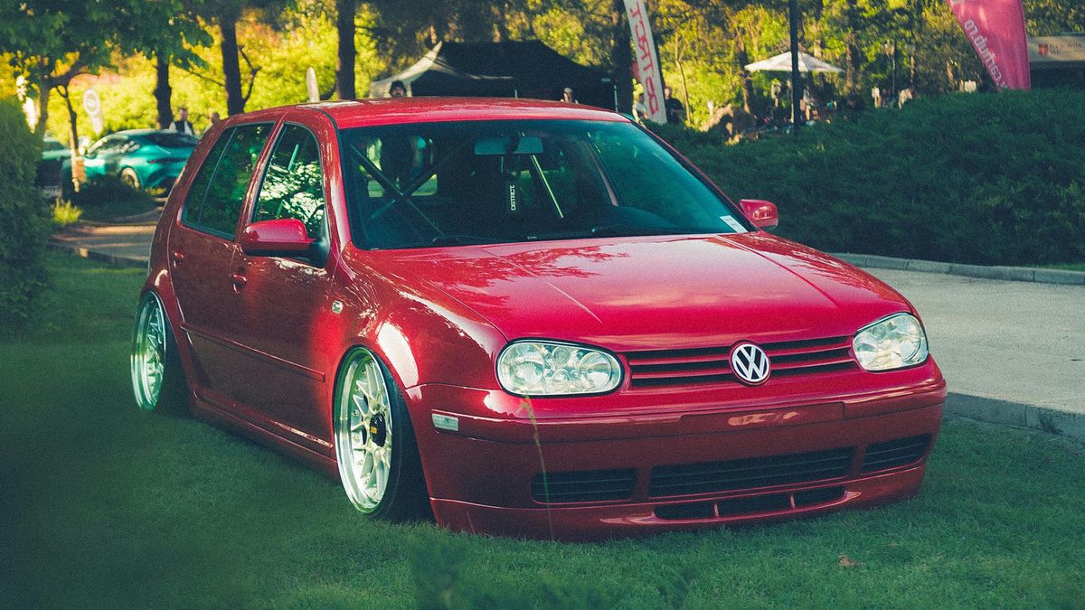 Carro rebaixado: o que pode e o que não pode pela lei?