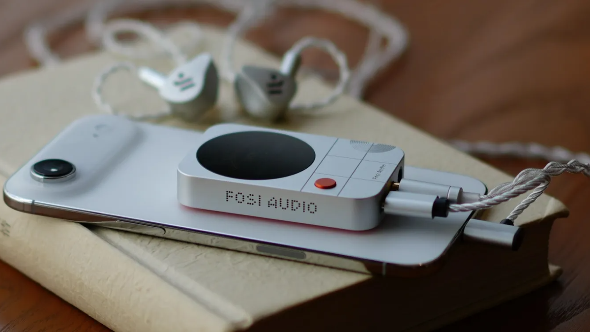 iPhone ganha amplificador de áudio magnético com DAC, design estiloso e até tela