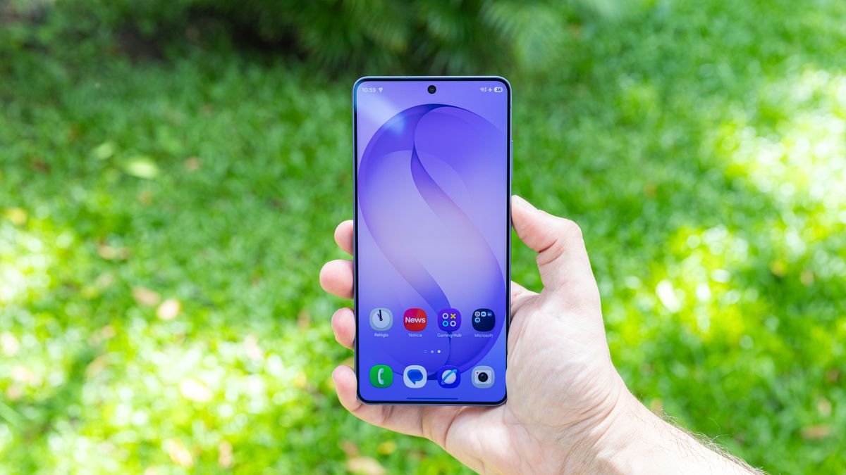 Samsung Galaxy S26 terá compatibilidade AirDrop e Quick Share, confirma Samsung