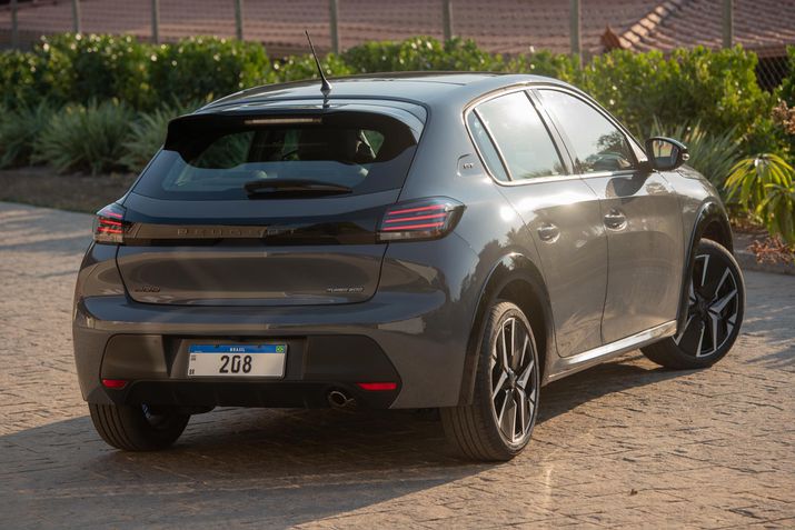 Peugeot 208 2025 GT