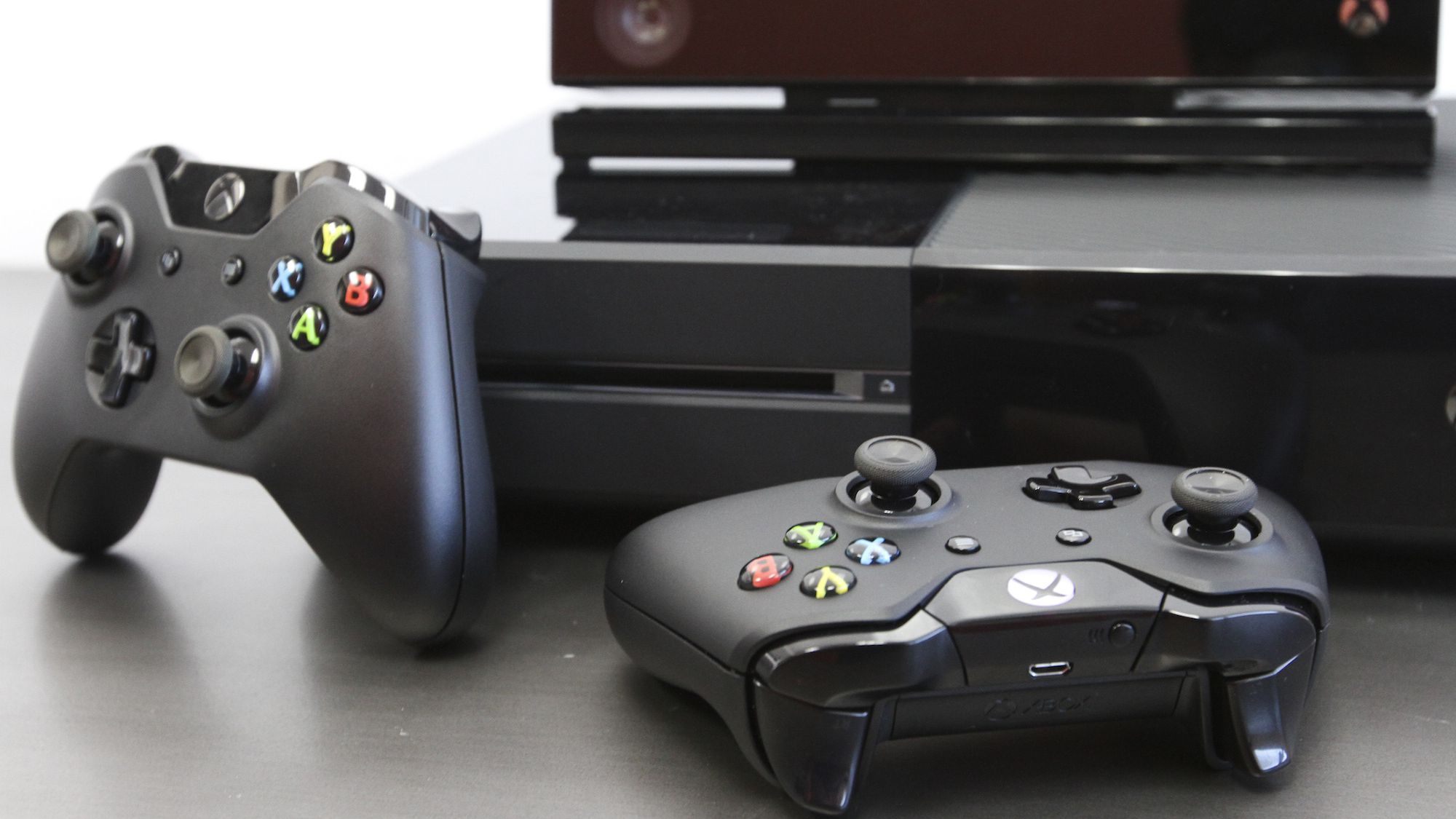 Jogos do Xbox 360 rodarão melhores no Xbox One X
