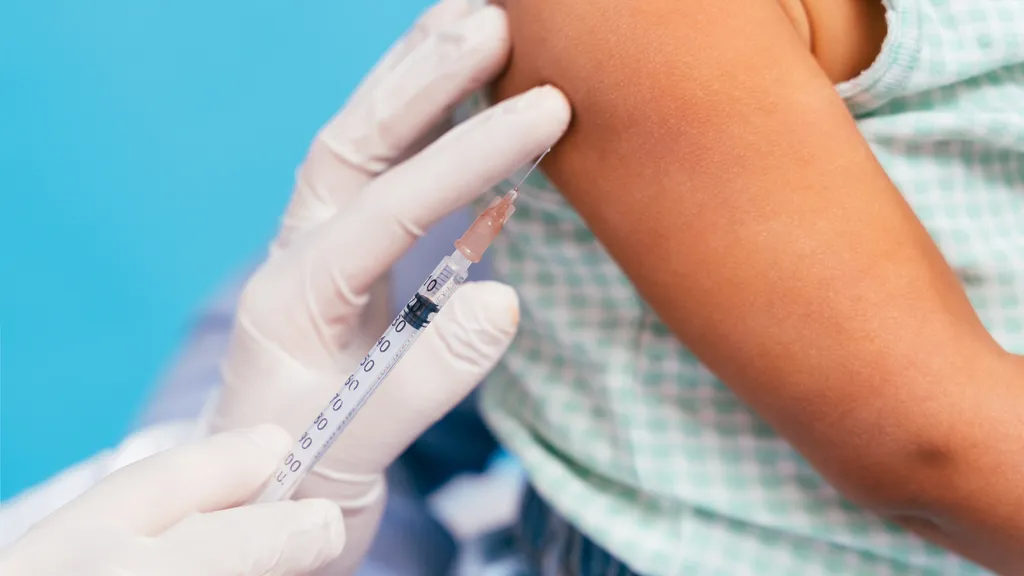 Vacinação contra o sarampo está em queda no Brasil (Imagem: Reprodução/Oneinchpunchphotos/Envato)