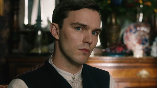 Crítica | Tolkien é filme sobre amor e irmandade, e deixa de lado os livros