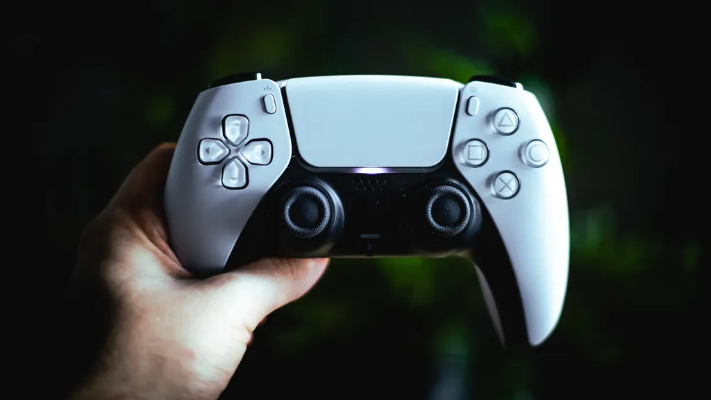 Controle DualSense, do PlayStation 5 (Foto: Kamil S/Unsplash)