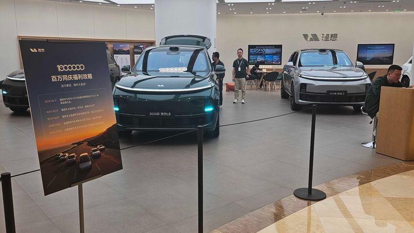 Carros elétricos no Shopping em Wuhu (China)