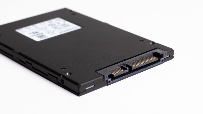 Kingston A400: corpo de metal