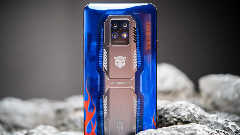 ロボット RedMagic Série Nubia Red Magic 7 recebe versão especial de Transformers