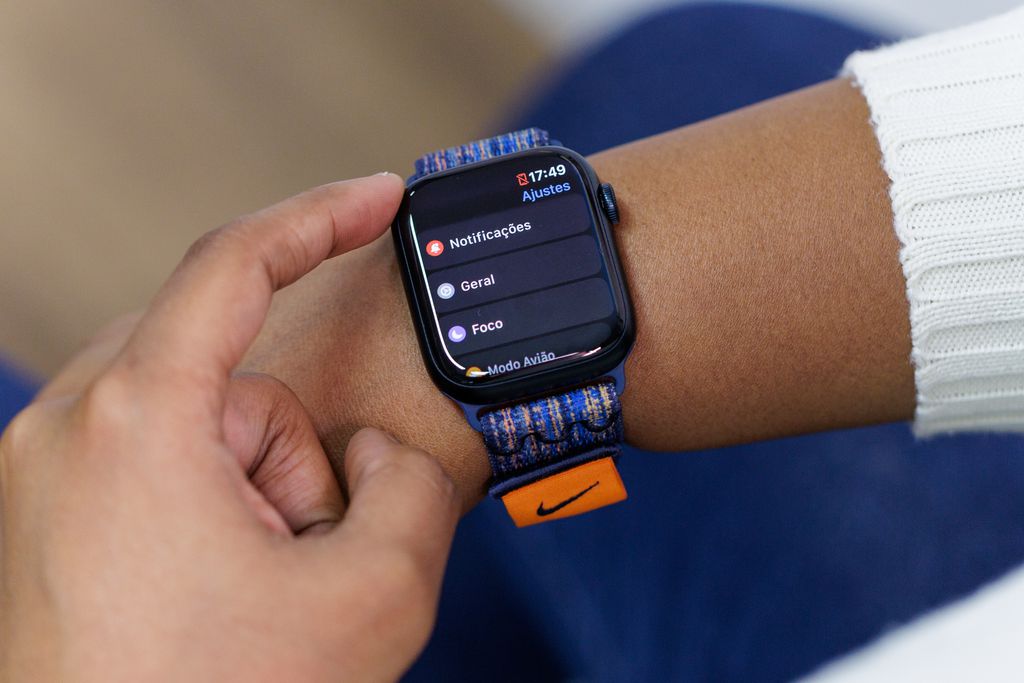 O Apple Watch possui recursos de acessibilidade que são mais avançados do que o Double Tap (Imagem: Ivo Meneghel Jr/ Canaltech)