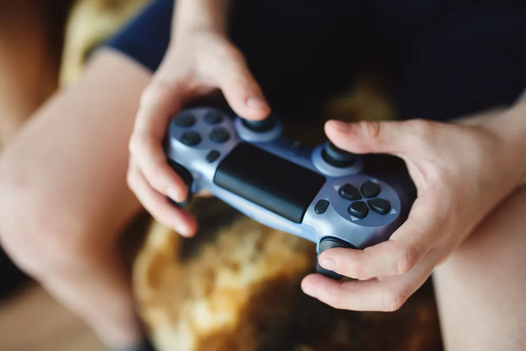 Jogar videogame pode não ser tão prejudicial quanto se pensava, segundo novo estudo (Imagem: Geanna8/Envato)