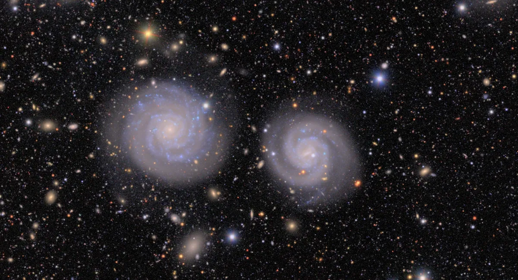 Galáxias NGC 4411 e NGC 4411b Galáxias NGC 4411 e NGC 4411b