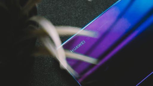 Huawei terá apenas 4% do mercado de celulares em 2021, preveem analistas