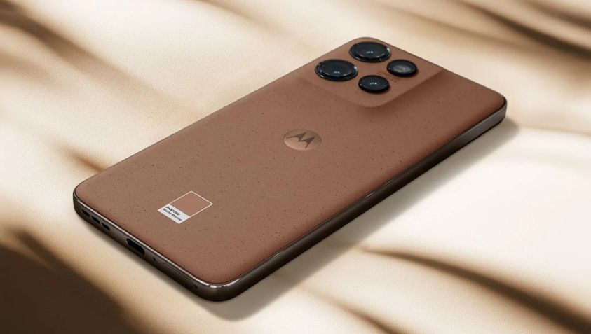 Motorola Edge 50 Neo Mocha Mousse Motorola Edge 50 Neo Mocha Mousse