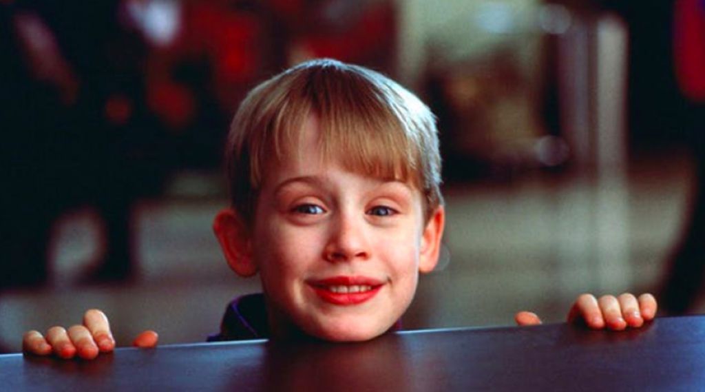 Macaulay Culkin em Esqueceram de Mim, 1990 (Imagem: Divulgação / 20th Century Fox)