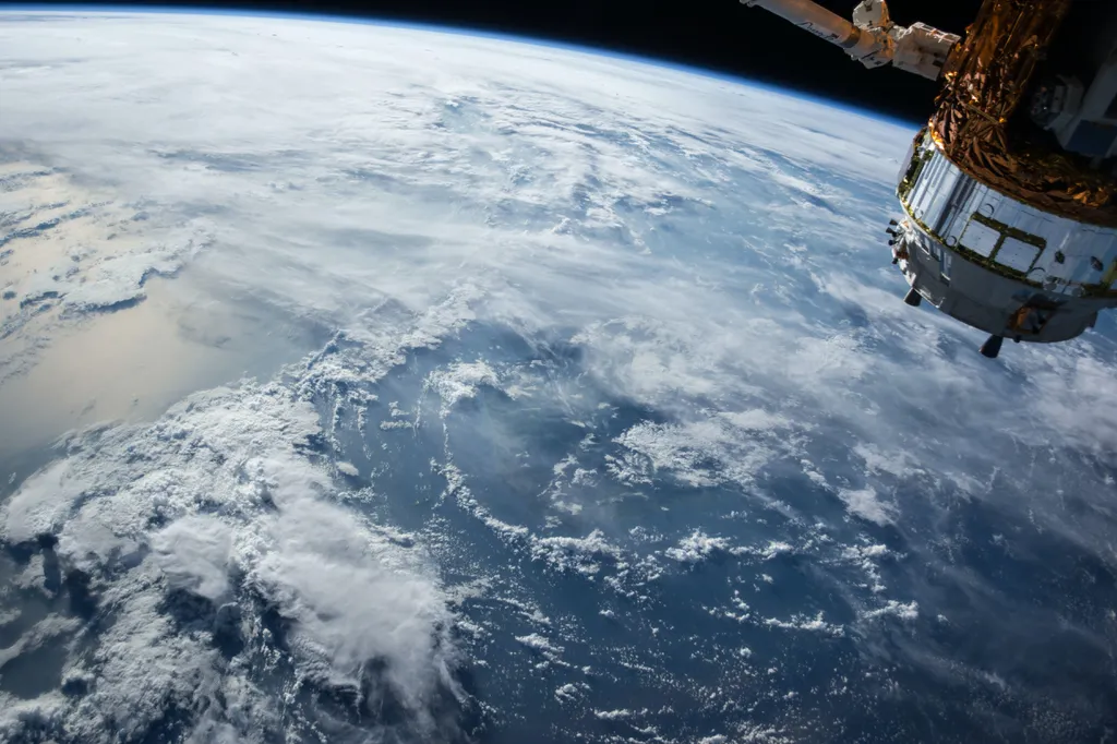 Segundo pesquisador, os sinais suspeitos, na verdade, vêm da Terra (Imagem: Reprodução/NASA)