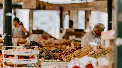 Voluntários criam marketplace gratuito para pequenos comerciantes