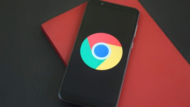 Fundo preto | Como deixar o Google Chrome com tema escuro