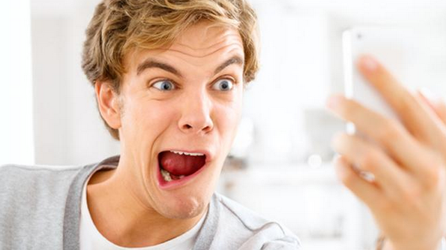 Postar muitas 'selfies' pode ser sinal de psicopatia em homens, afirma estudo