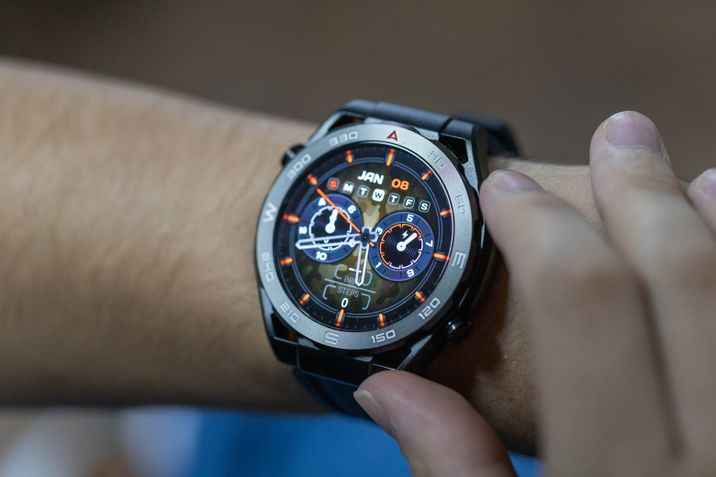 Haylou Watch R8