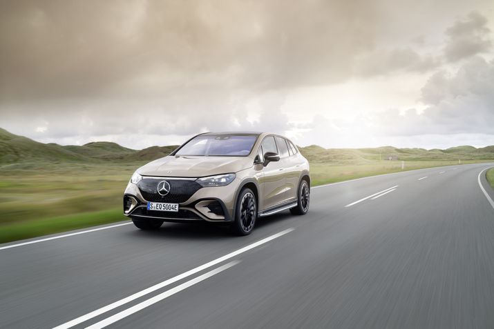 Mercedes EQE SUV