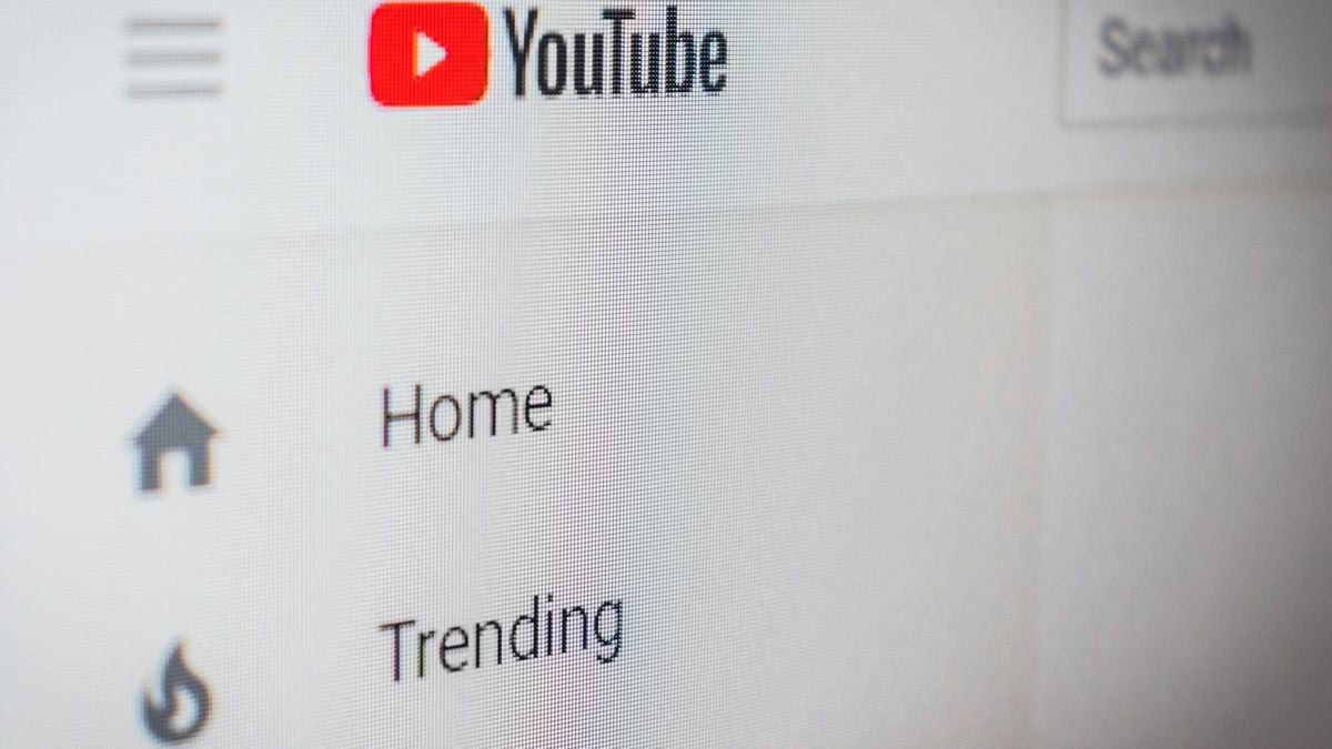 YouTube exibe anúncios que duram horas sem opção de pular, reclamam usuários