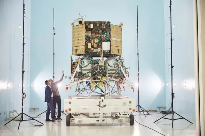 A Luna 25 será lançada rumo ao polo sul lunar (Imagem: Reprodução/RSC Energia/Roscosmos)
