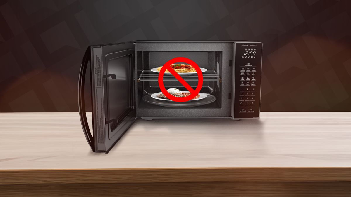 9 alimentos que você não deve colocar no micro-ondas de jeito nenhum