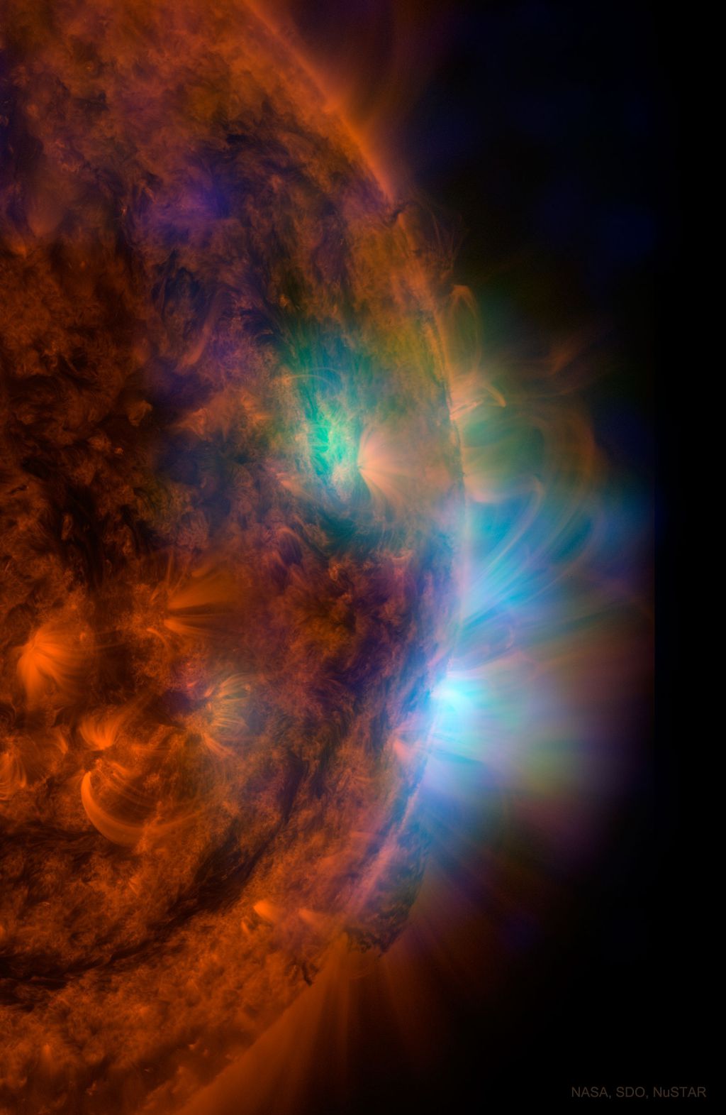 Foto do Sol que mostra algumas manchas solares (Imagem: Reprodução/NASA, NuSTAR, SDO)
