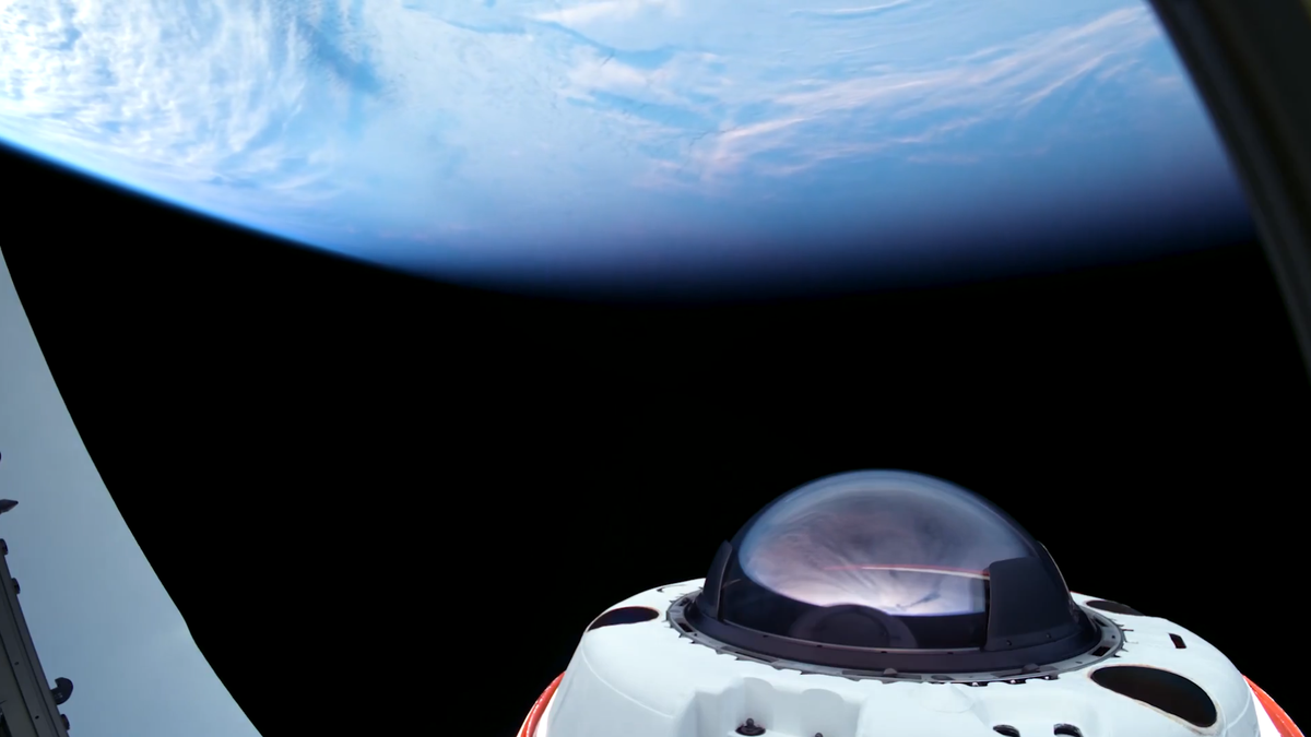 Fram2 | SpaceX solta vídeo de 4 horas com sobrevoo sobre os polos da Terra