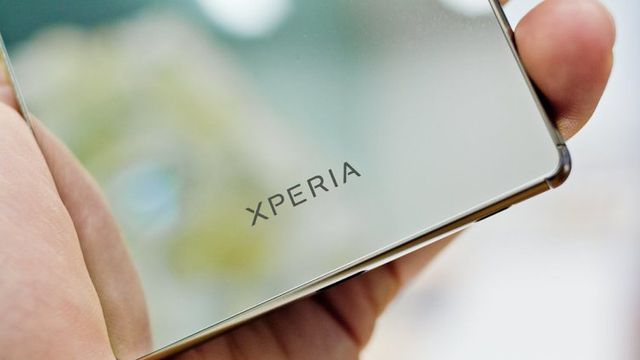 Imagens vazadas revelam possível Xperia C6 com tela de 6 polegadas