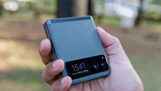 Review Razr 40 | O celular dobrável intermediário da Motorola