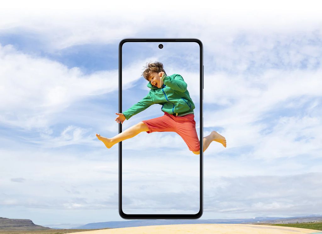 A tela do Galaxy M52 5G tem 6,7 polegadas e é excelente para a visualização dos conteúdos (Imagem: Divulgação/Samsung)