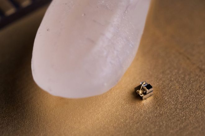 Cientistas da Universidade de Michigan criam computador com 0,3 mm de espessura