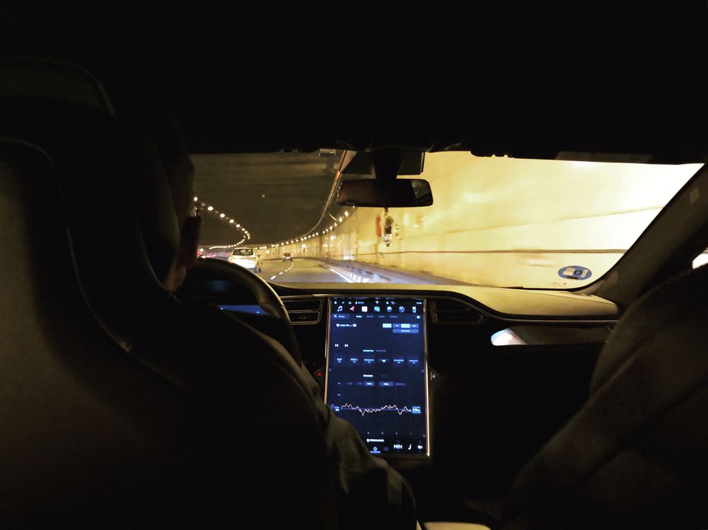 O TeslaMate é um app feit por outra empresa, mas que dá todas as informações sobre seu carro da Tesla (Imagem: Divulgação/twenty20photos/Envato)