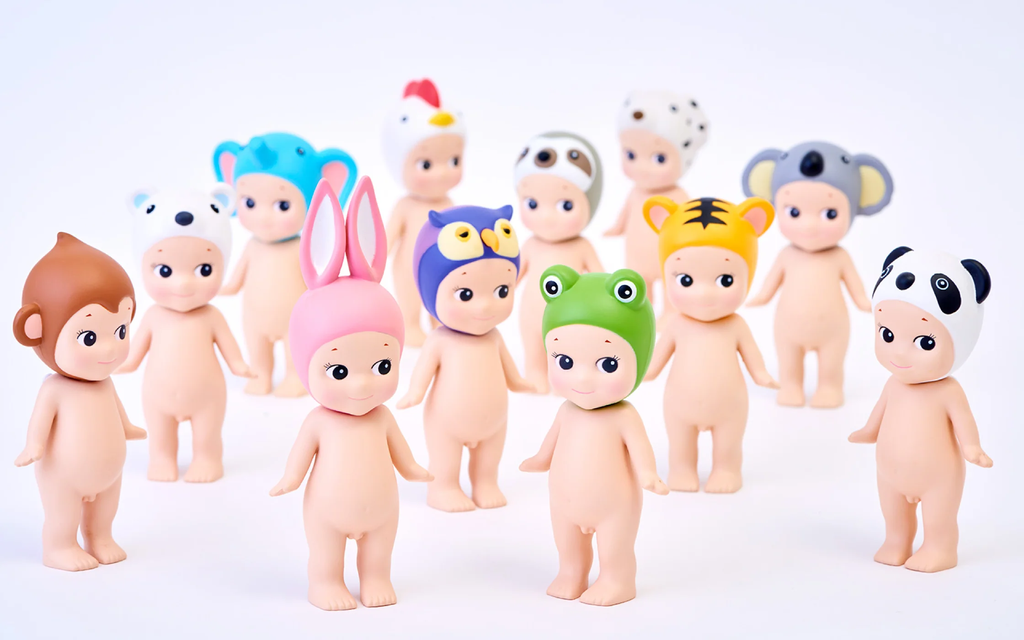 Os Sonny Angels, miniaturas vendidas em Blind Box e só disponíveis em lojas pequenas, despertaram a curiosidade e a vontade de voltar a um passado nostálgico (Imagem: Dreams/Sonny Angels/Divulgação) 