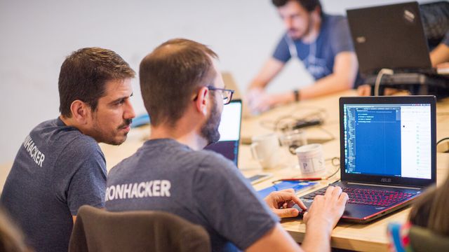 Ironhack organiza evento para a contratação de programadores recém-formados